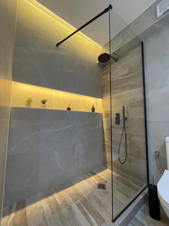 Jacuzzi Suite Ladadika Salonic Exterior foto